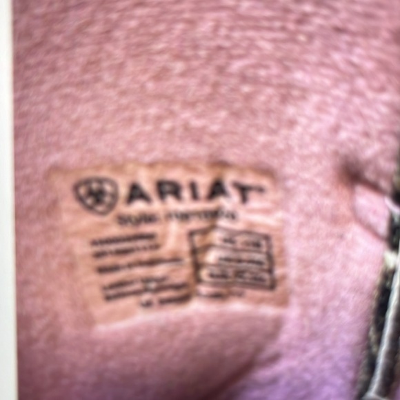 Size 11 Artiat pink mid girl boots - Picture 6 of 8